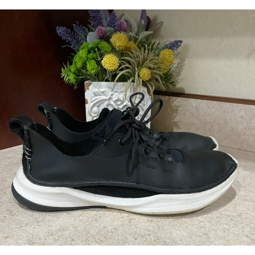 Clarks Privolution Lo Black Leather Womens Sneakers Size 8 EU 39 Lightweight Cas